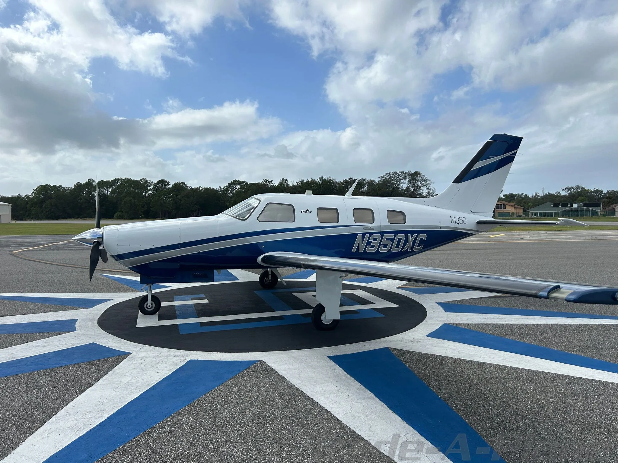Exterior view of a 2017 PIPER M350, N350XC.
