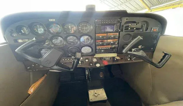 Cockpit and instrument panel of a 1982 Cessna 172.