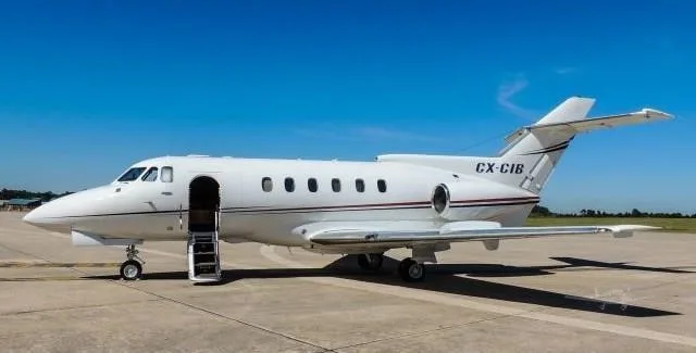 Exterior view of a 1979 HAWKER 700A, CX-CIB.