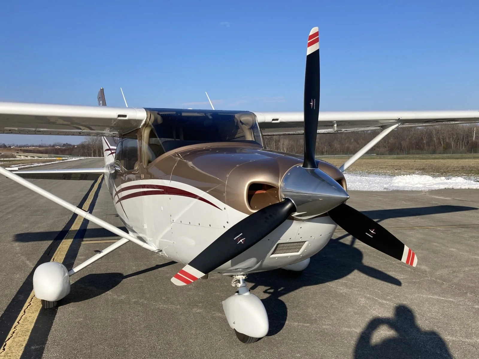 Cessna 182T - N17YR
