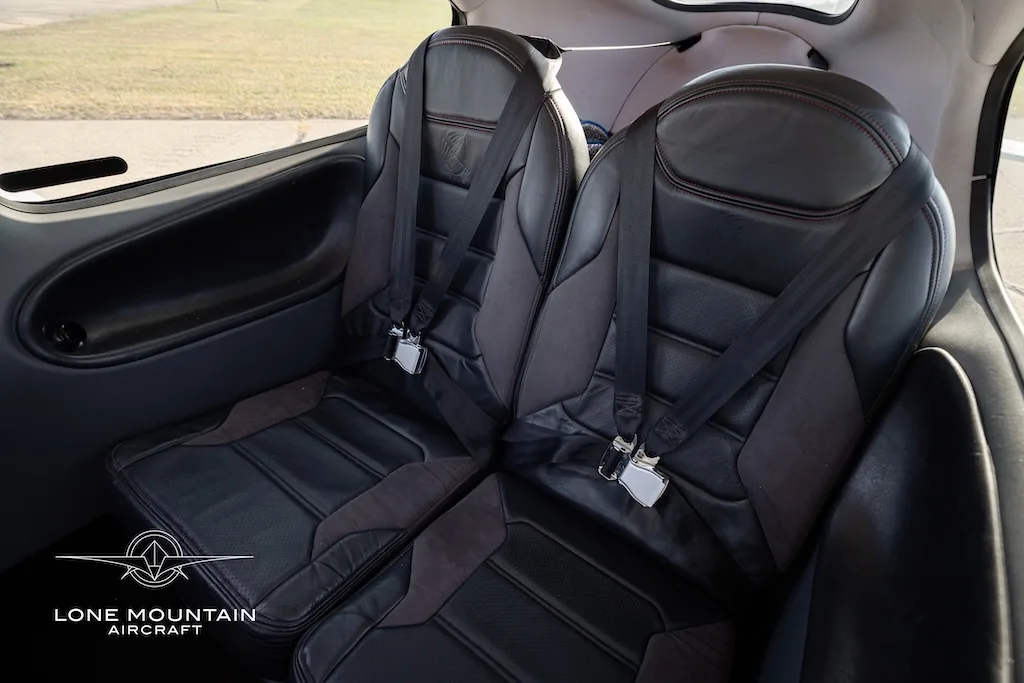 Cabin interior of a 2008 Cirrus SR22 G3 GTS Turbo.