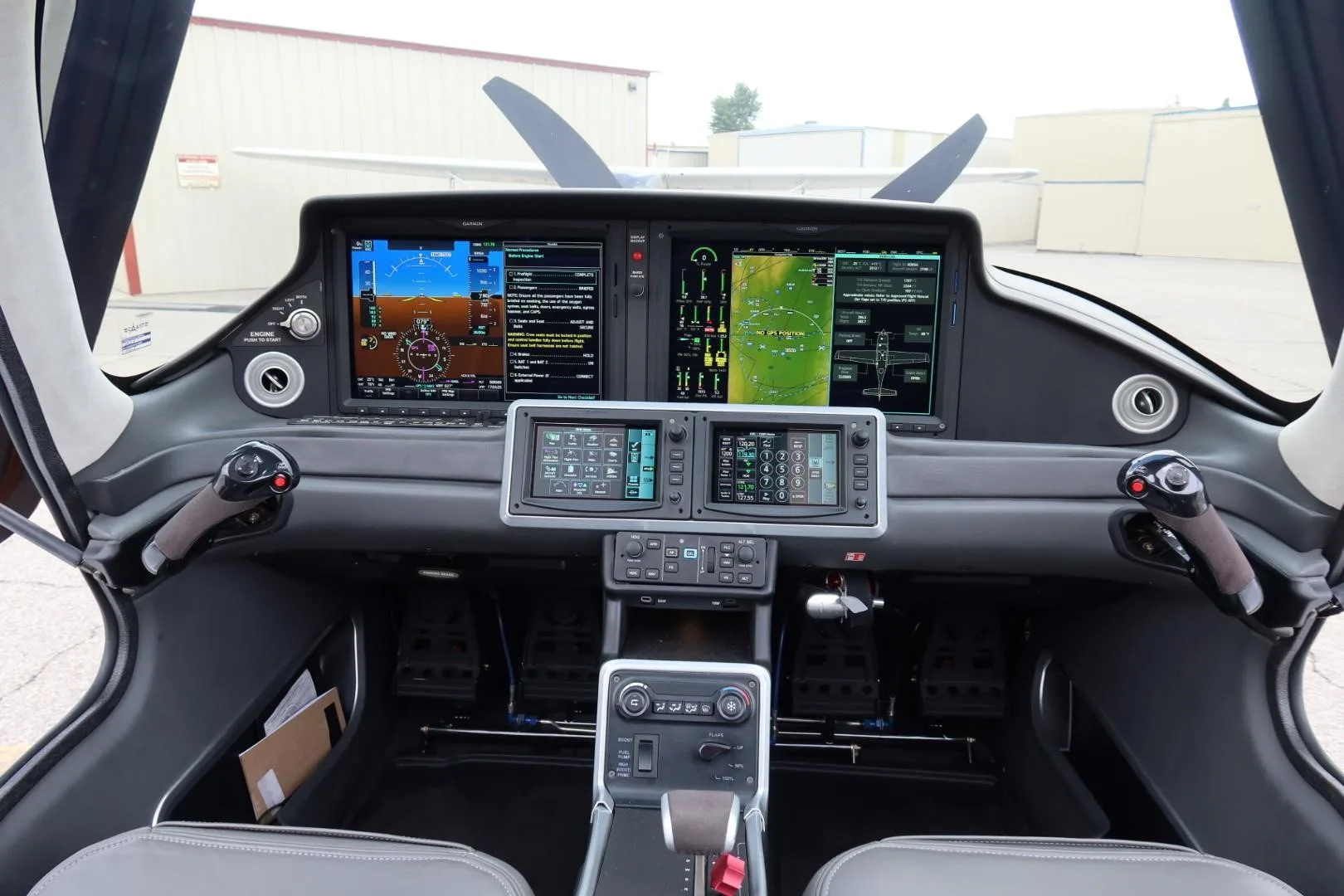 2025 Cirrus SR22-G7 Turbo