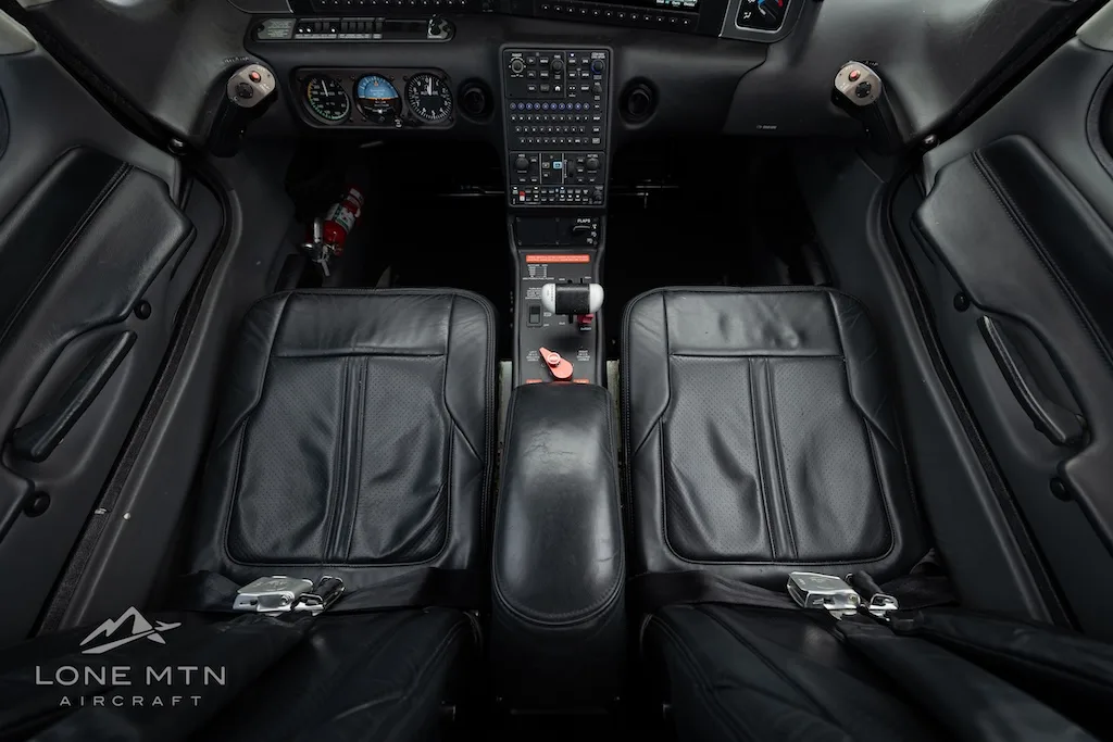 Cabin interior of a 2021 Cirrus SR20 G6.