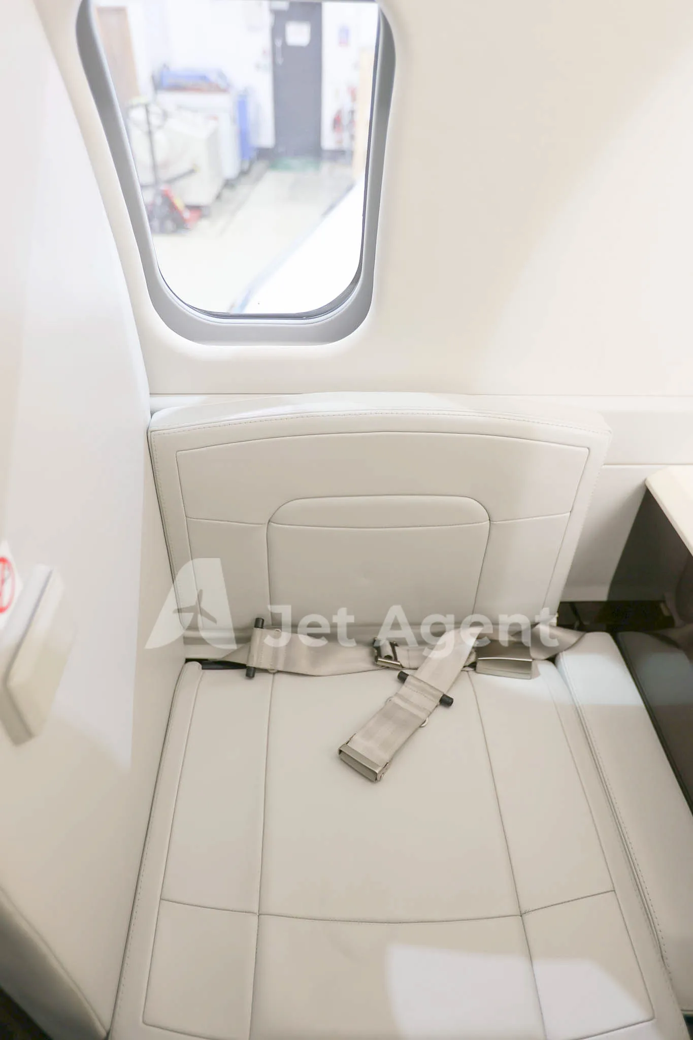 Cabin interior of a 2018 Bombardier learjet 75.