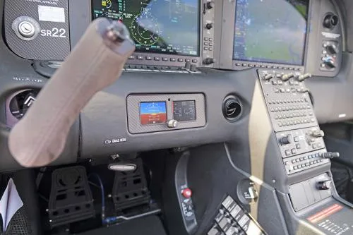 Cockpit and instrument panel of a 2021 Cirrus SR22.