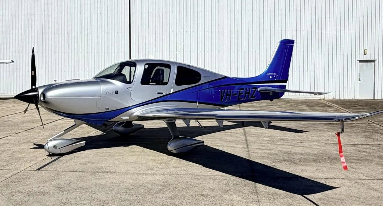 Exterior view of a 2021 CIRRUS SR22-G6, VH-EHZ.