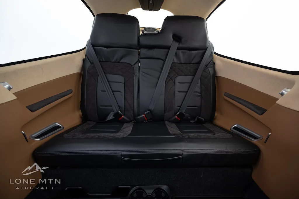 Cabin interior of a 2025 Cirrus SR22T G7.