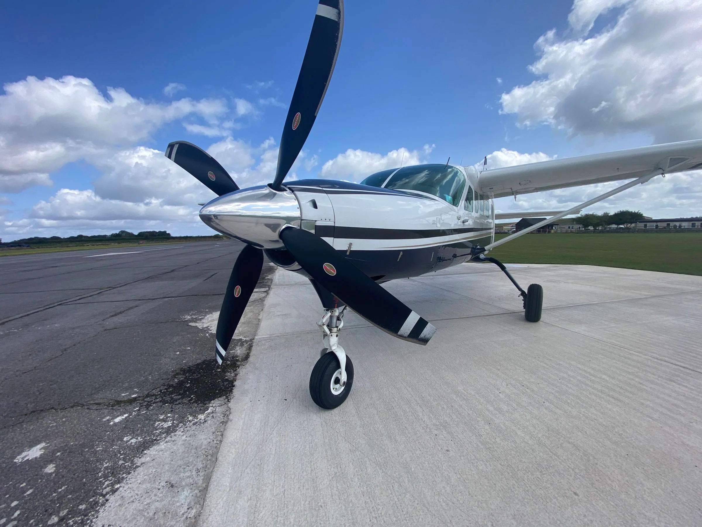 Exterior view of a 2002 Cessna 208 Supervan 900.
