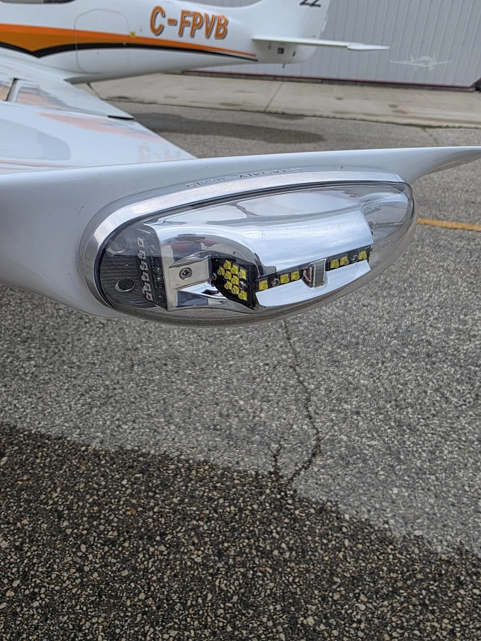 Exterior view of a 2002 CIRRUS SR22, C=-FPVB.