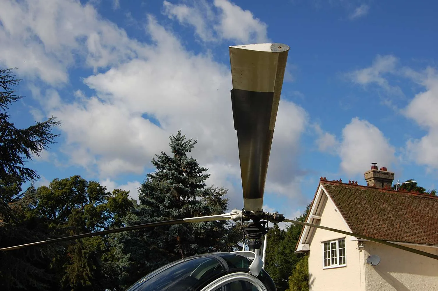 Engine detail of a 2006 Schweizer 269 CBi.