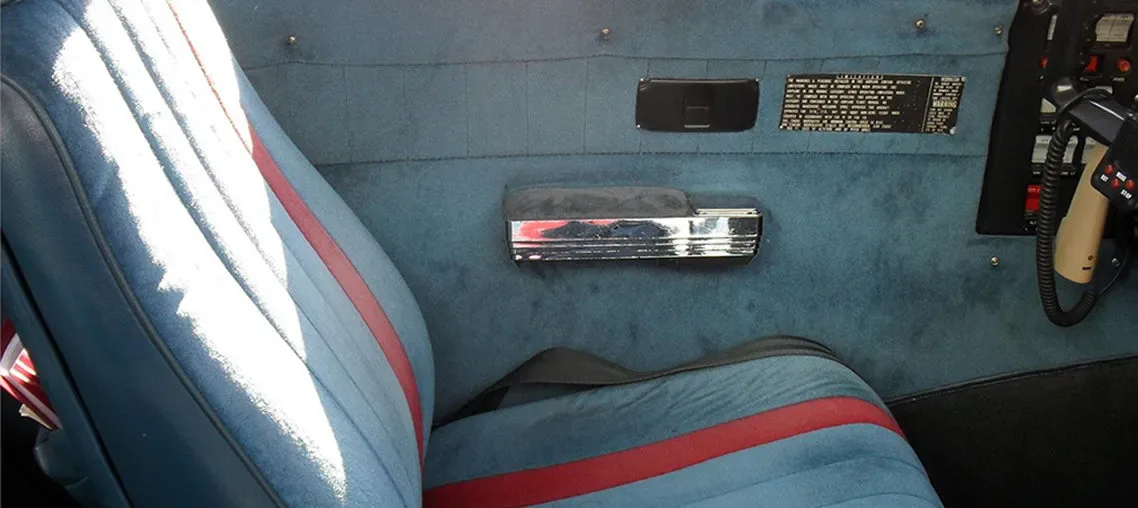 Cabin interior of a 1981 Piper Turbo Seminole TSIO-360’s Garmin 530W.