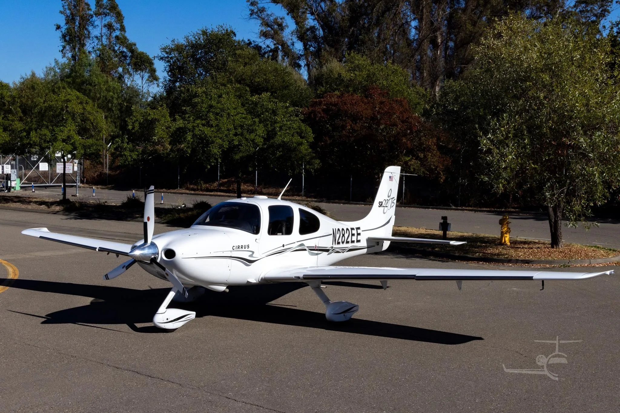 N282EE - 2005 Cirrus SR22 G2