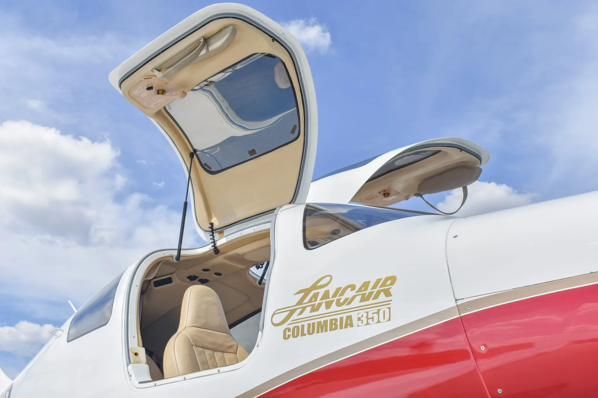 Marketing image of a 2005 Columbia.