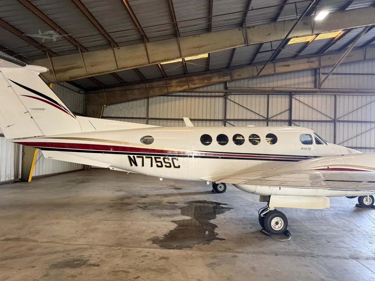 Exterior view of a 1980 BEECHCRAFT KING AIR 200, N775SC.