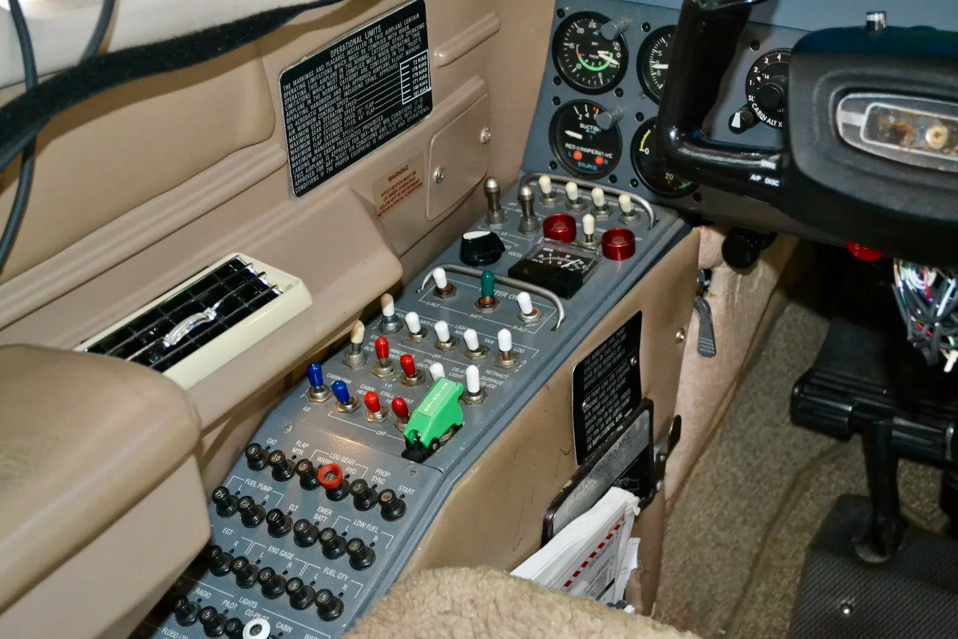 Cockpit and instrument panel of a 1979 Cessna 414A Chancellor — Carolina Jet.