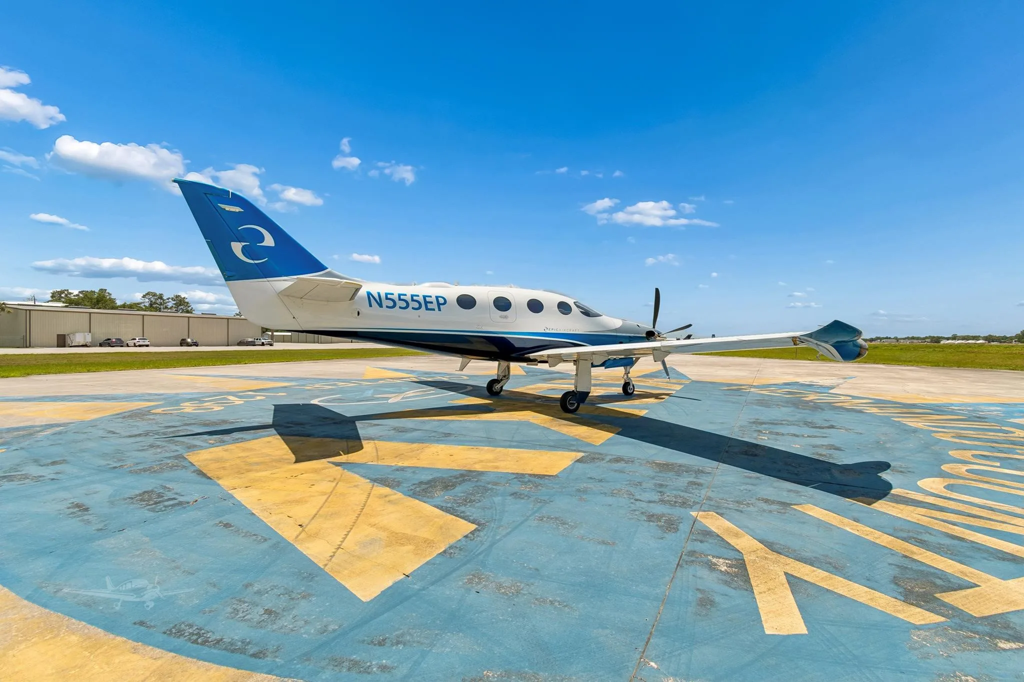 Exterior view of a 2025 EPIC E1000 GX, N555EP.