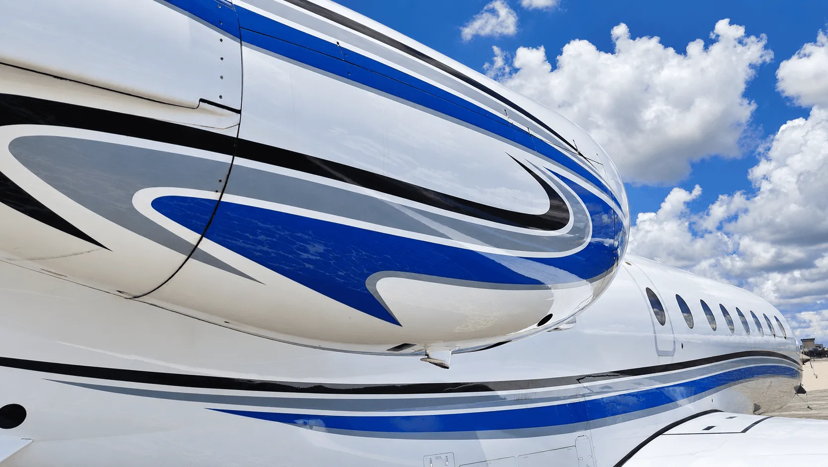 Engine detail of a 2007 Gulfstream G200 - Castle Air.