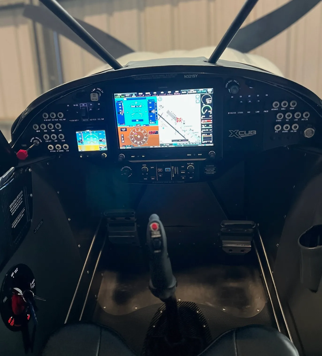 Cockpit and instrument panel of a 2020 CubCrafters.