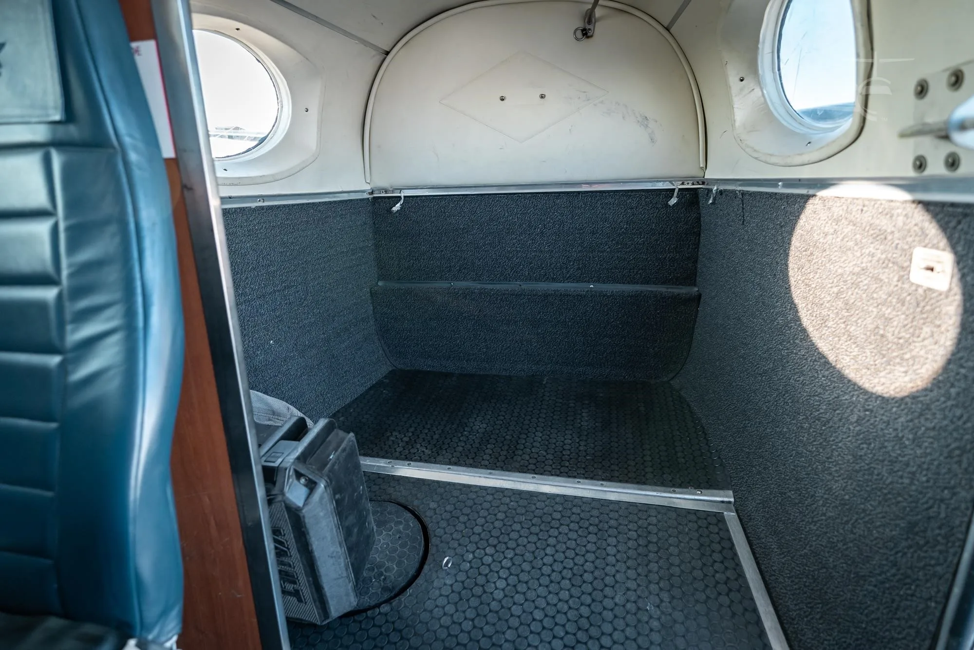 C-gmnl - 1978 Beechcraft King AIR B100