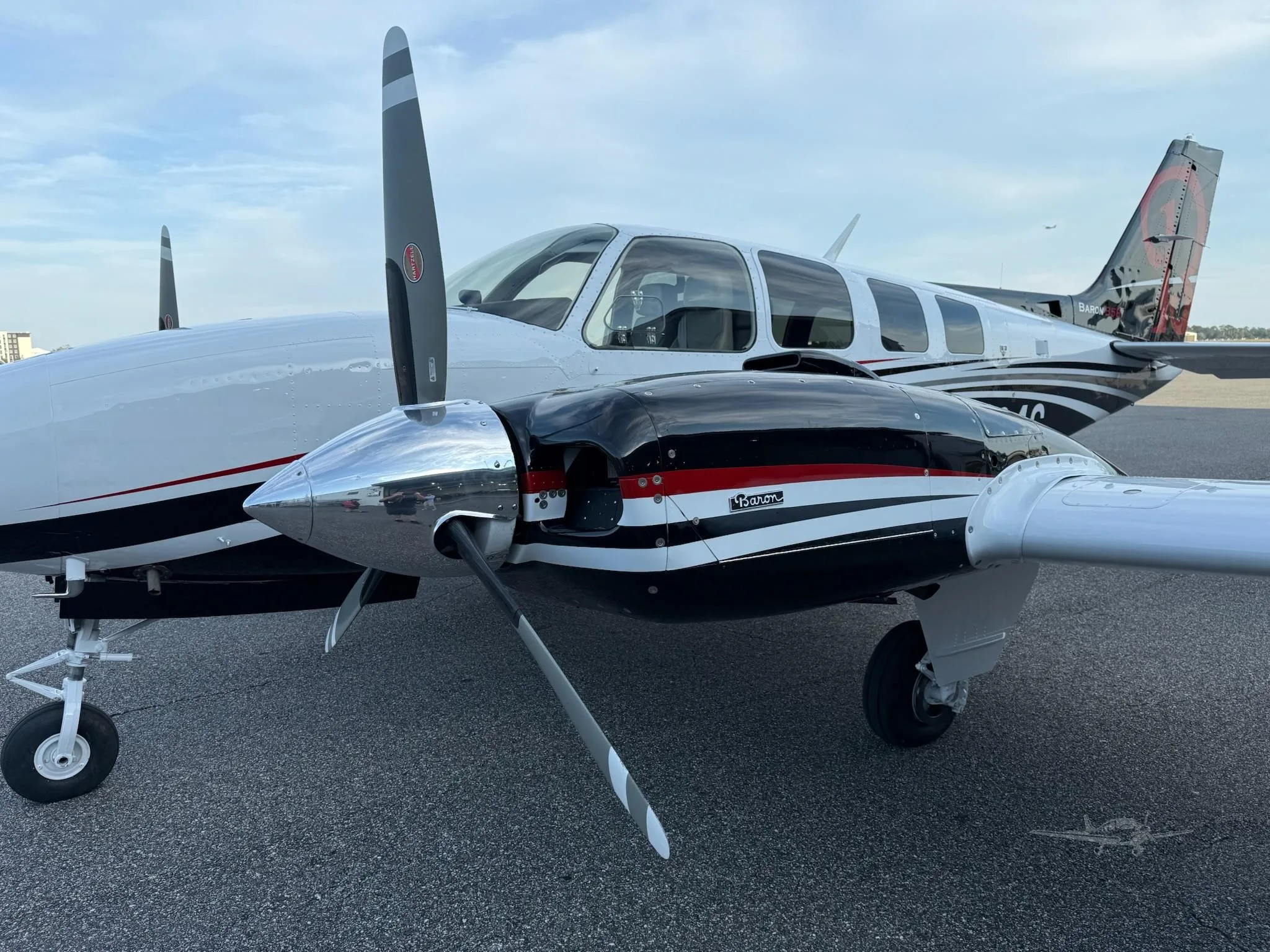Exterior view of a 1976 BEECHCRAFT 58 BARON, N9134S.