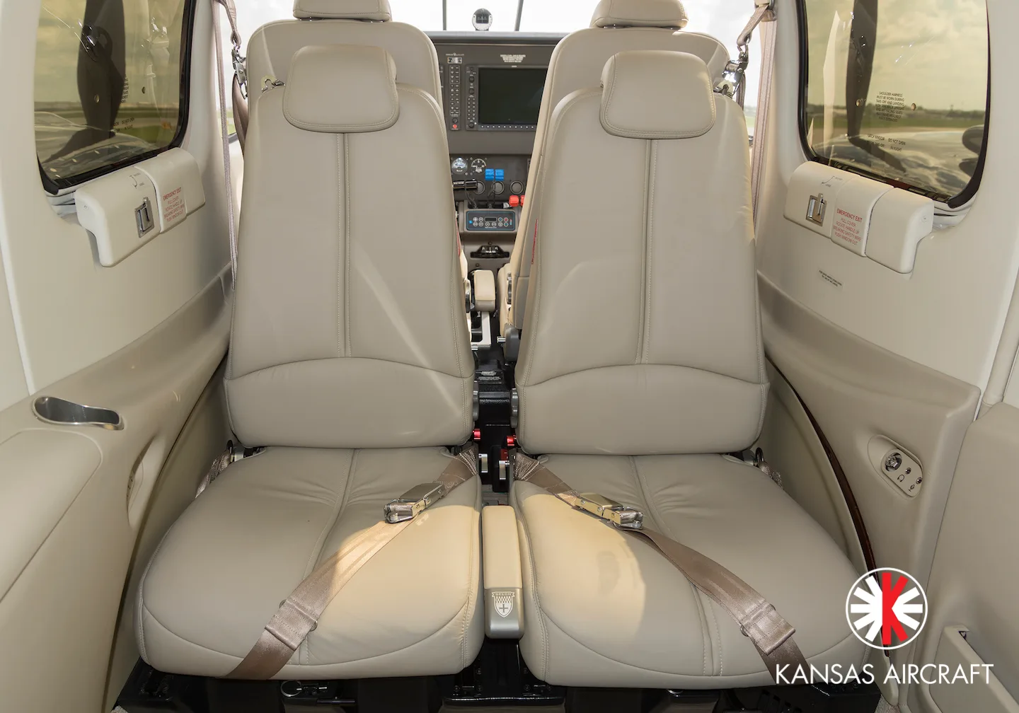 Cabin interior of a 2014 Beechcraft G58 Baron.