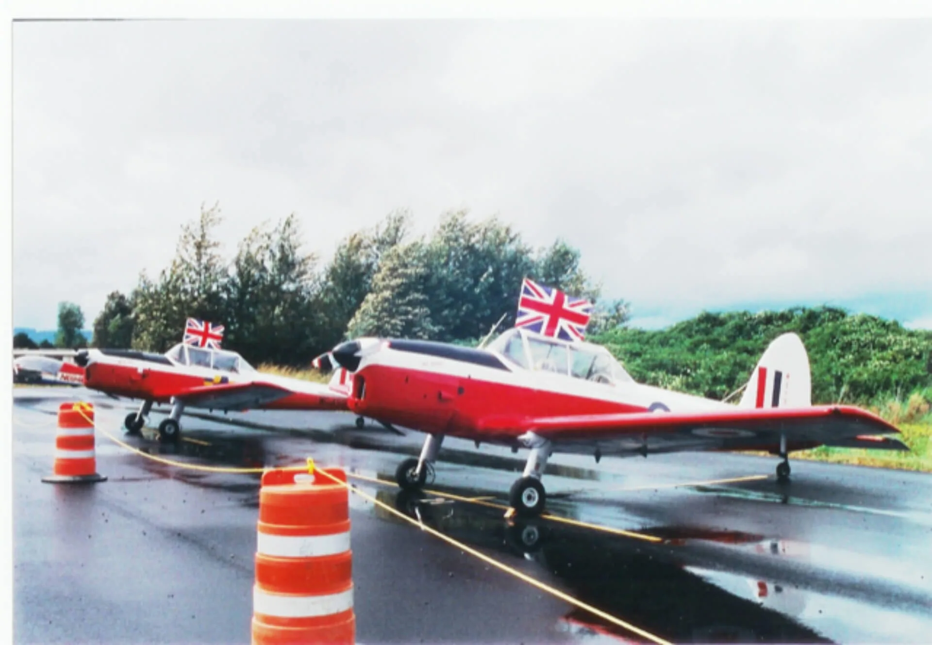 Exterior view of a 1951 de Havilland DHC-1 Series 22, N6004A.