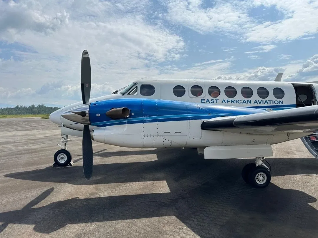 Exterior view of a 1999 Beechcraft King Air 350.
