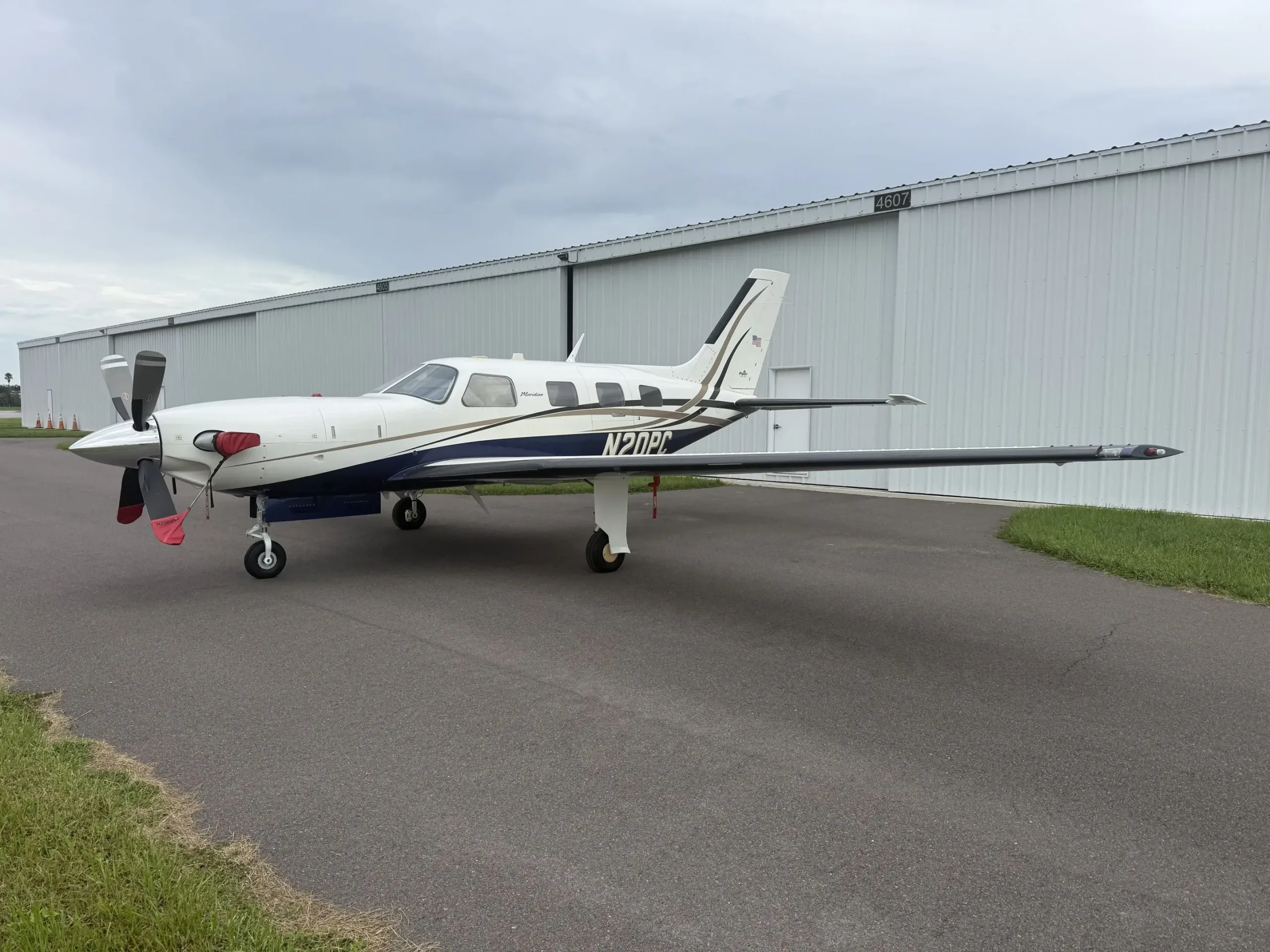 Cockpit and instrument panel of a 2008 Piper Meridian.