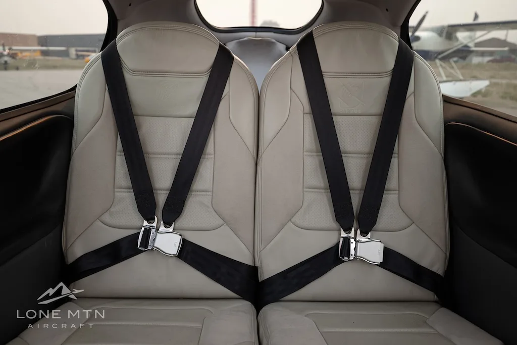 Cabin interior of a 2008 Cirrus SR22 G3 GTS Turbo.