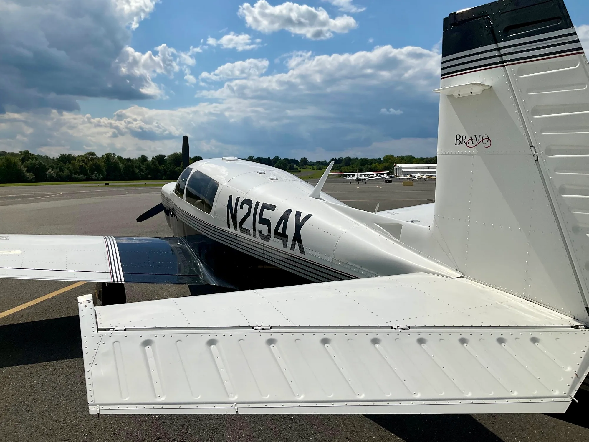 Exterior view of a 1998 Mooney M20M Bravo, N2154X.