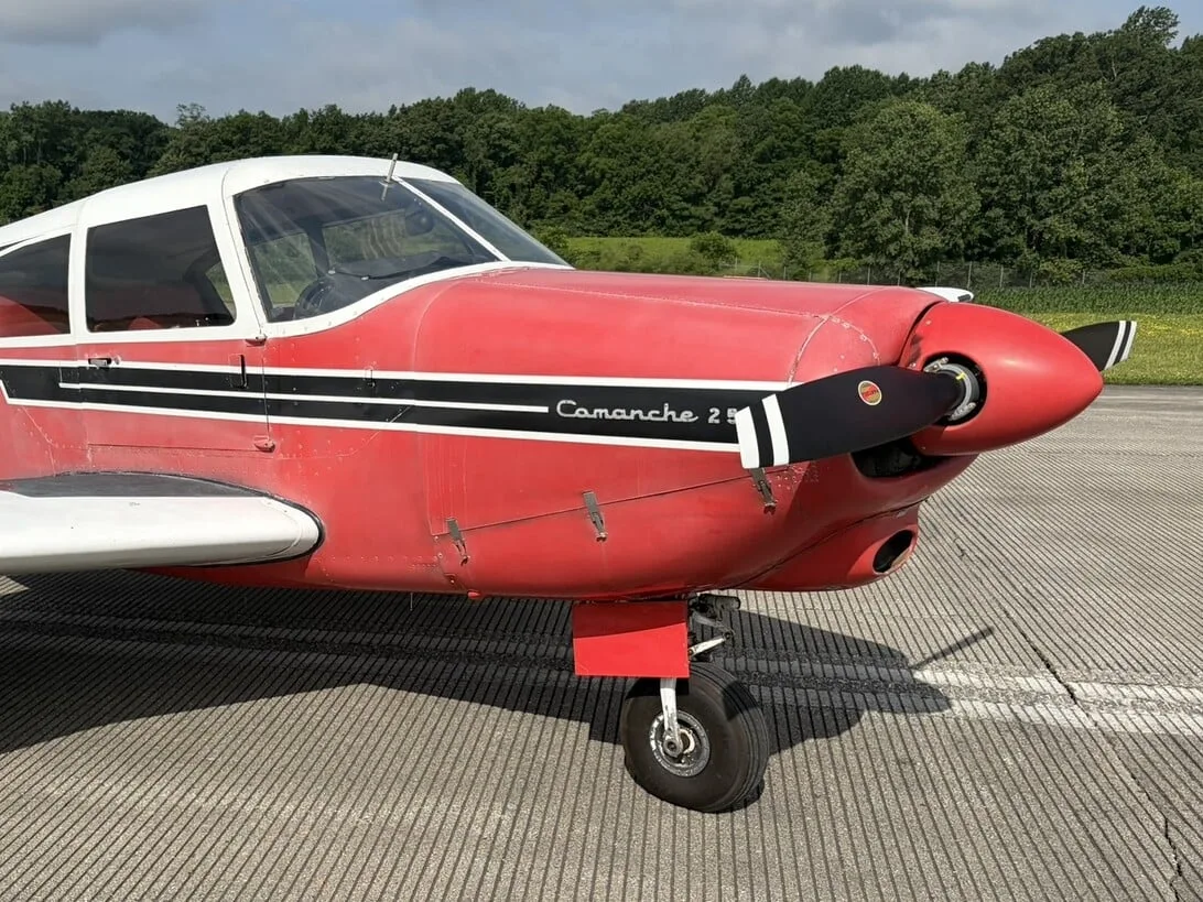 Piper Comanche 250 - N8381P