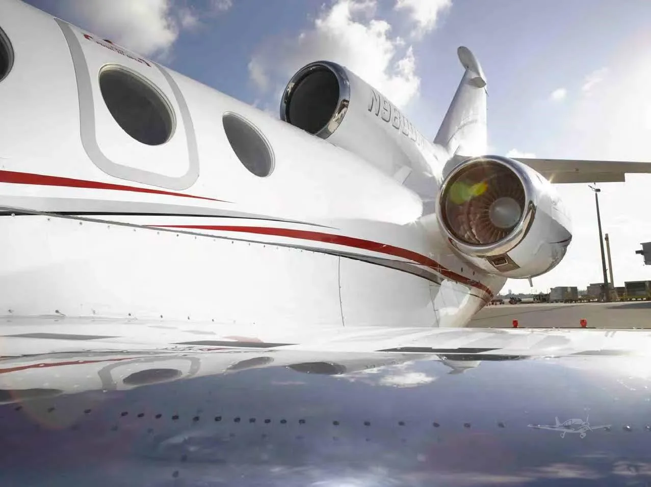 Marketing image of a 1993 DASSAULT FALCON 50.