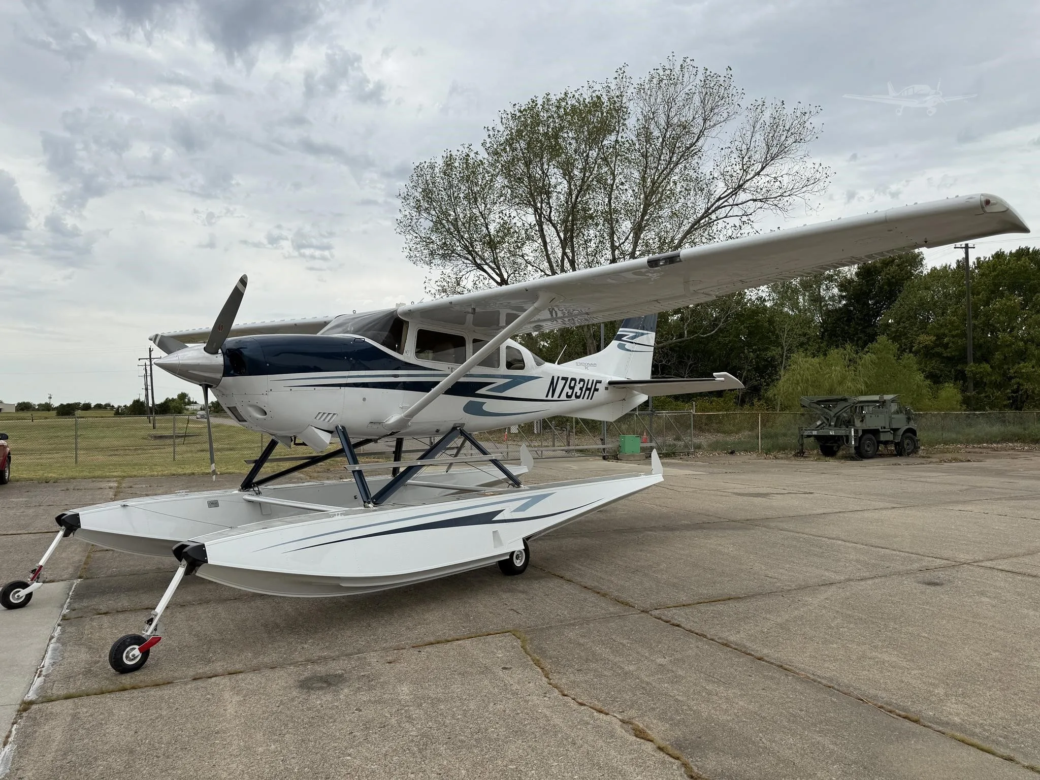 Exterior view of a 2007 CESSNA TURBO 206H AMPHIBIAN, N793HF.