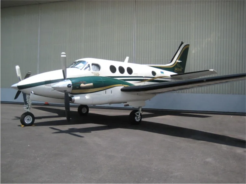 Exterior view of a 2000 Beechcraft King Air C90B.