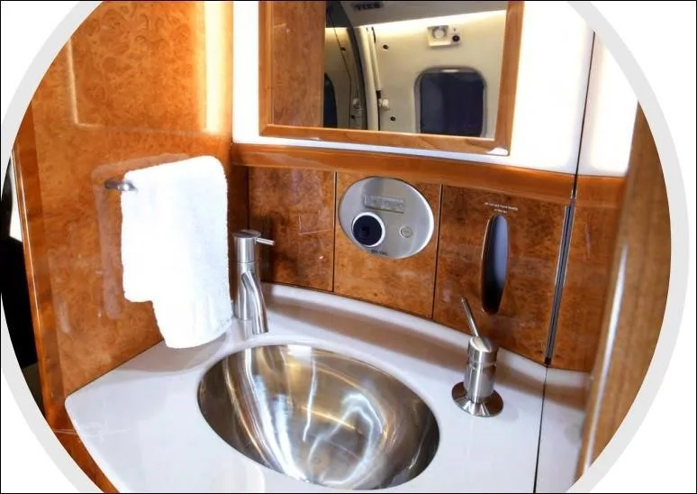Cabin interior of a 2001 LEARJET 60.