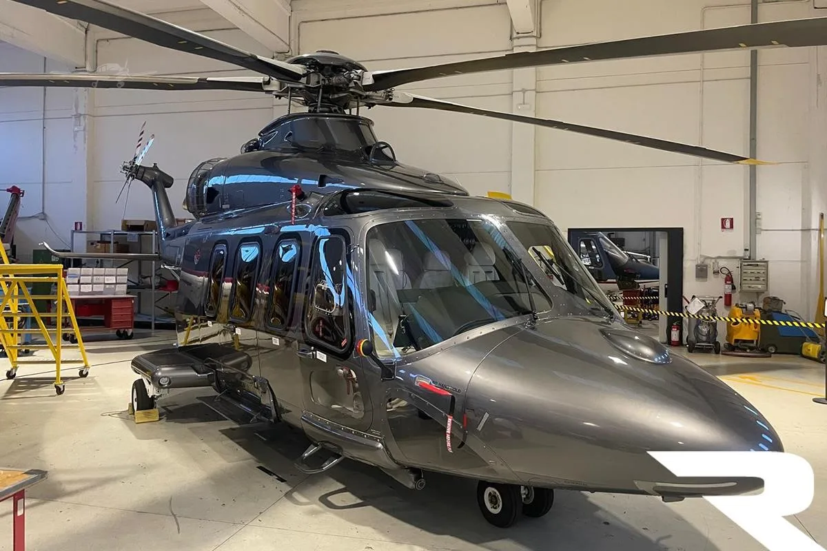 Exterior view of a 2015 LEONARDO AW139.