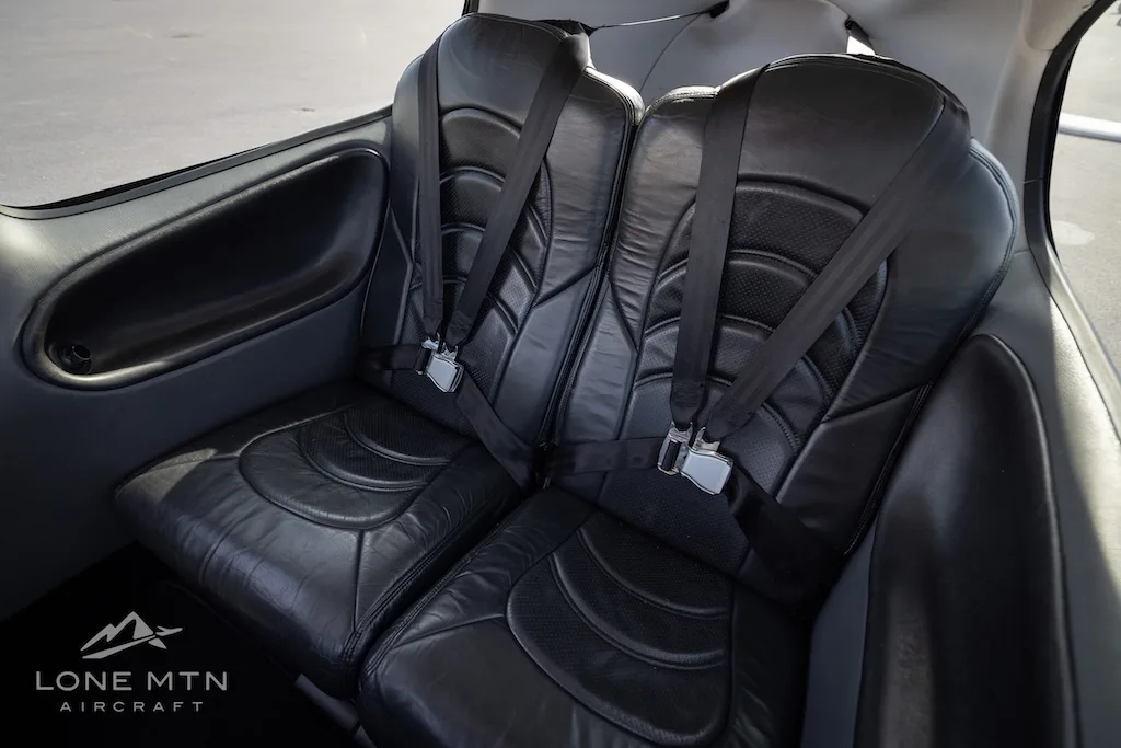 Cabin interior of a 2005 Cirrus SR22 G2 GTS.