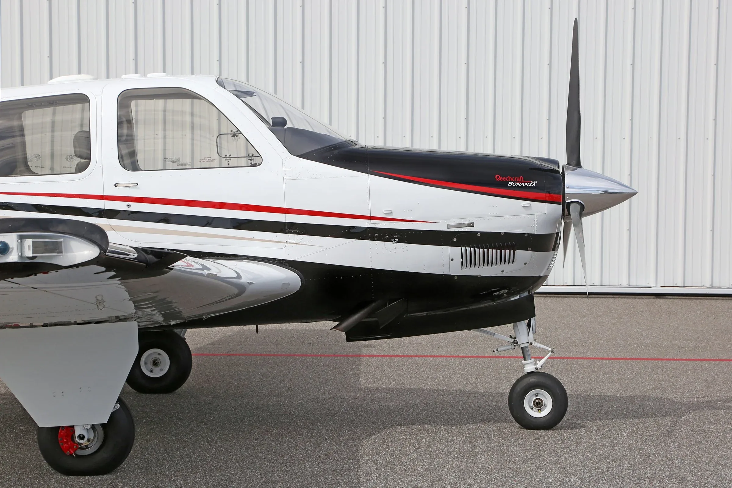 Exterior view of a 2009 Beechcraft G36 BONANZA w G1000Nxi.