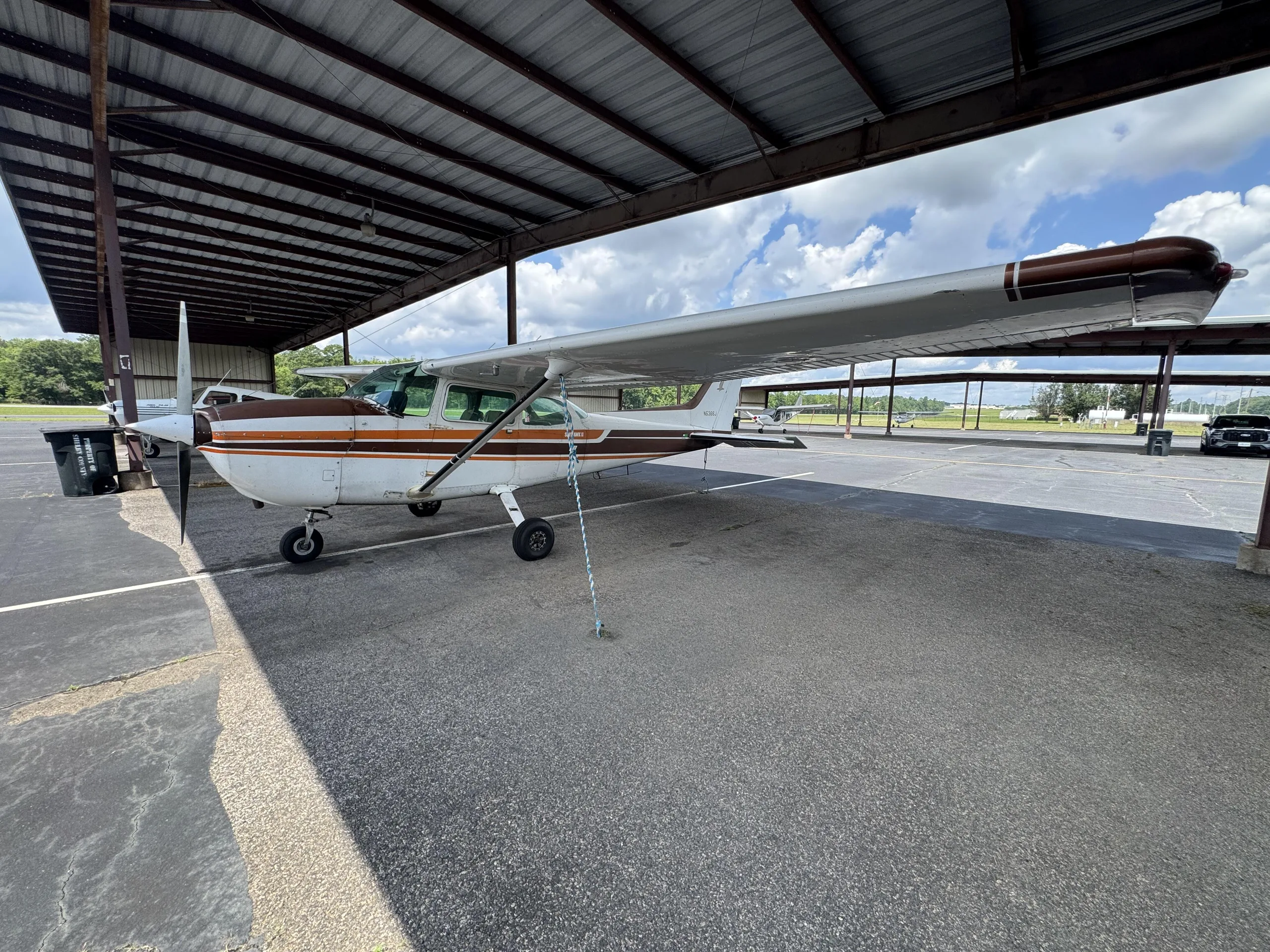 Exterior view of a 1980 Cessna 172N Skyhawk.