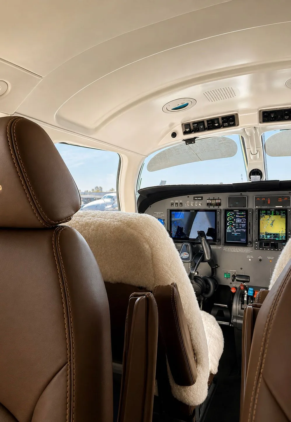 Cockpit and instrument panel of a 1998 Piper Jetprop DLX.