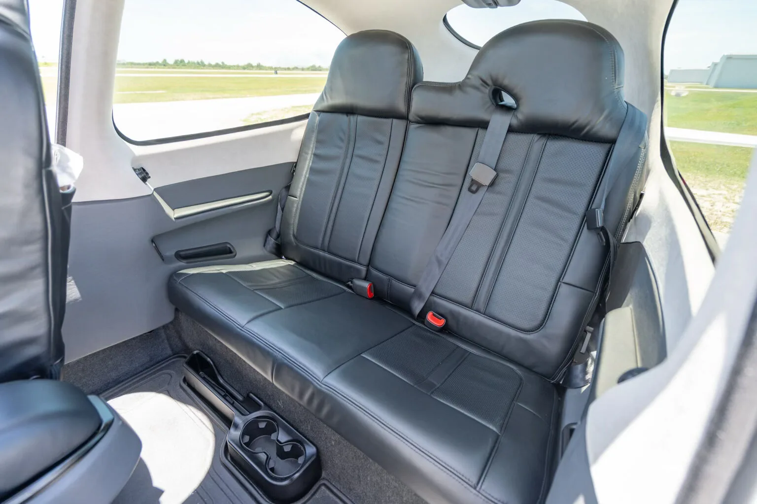Cabin interior of a 2025 Cirrus SR20-G7+.