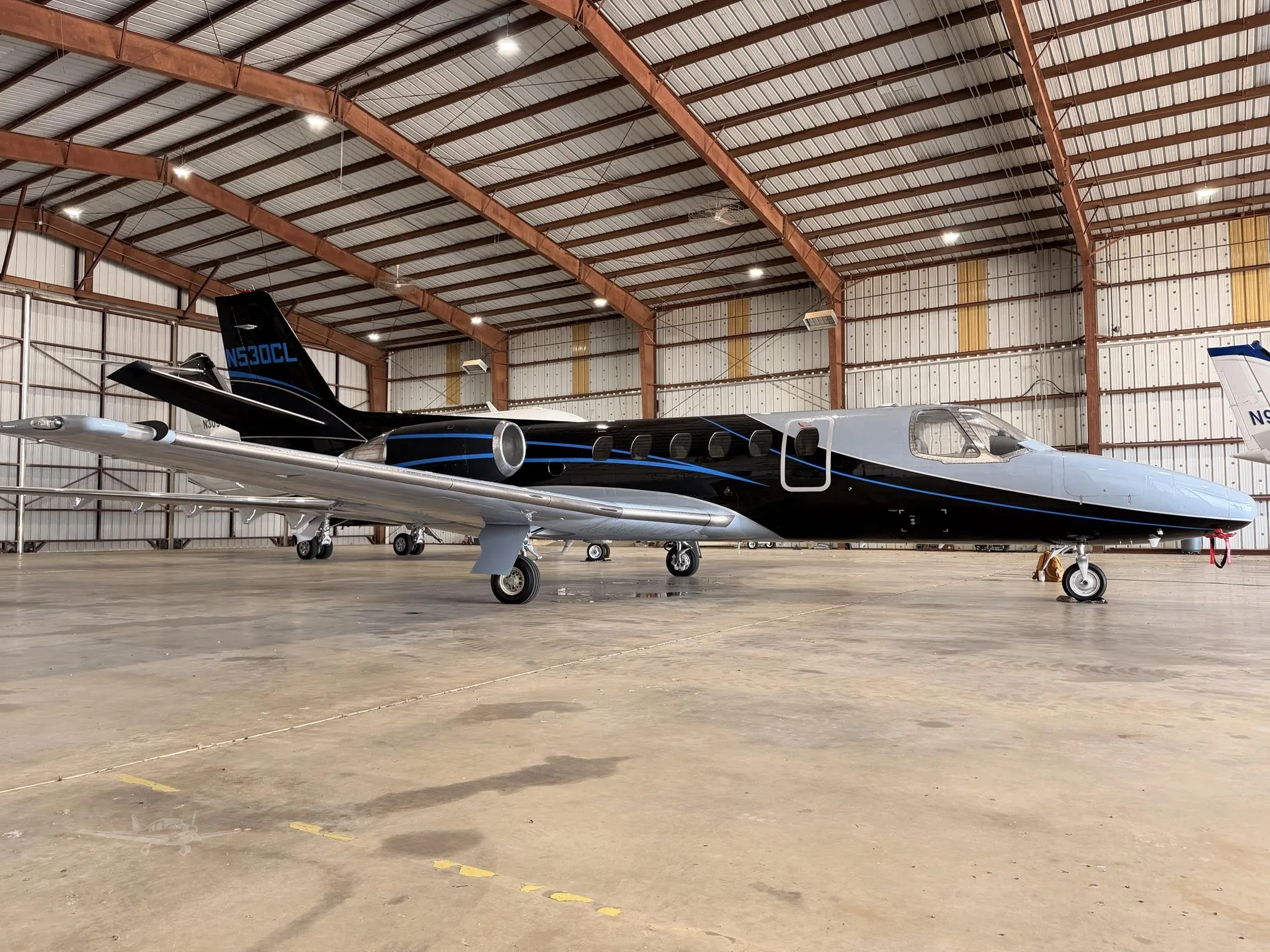 Exterior view of a 1987 CESSNA CITATION SII, N530CL.