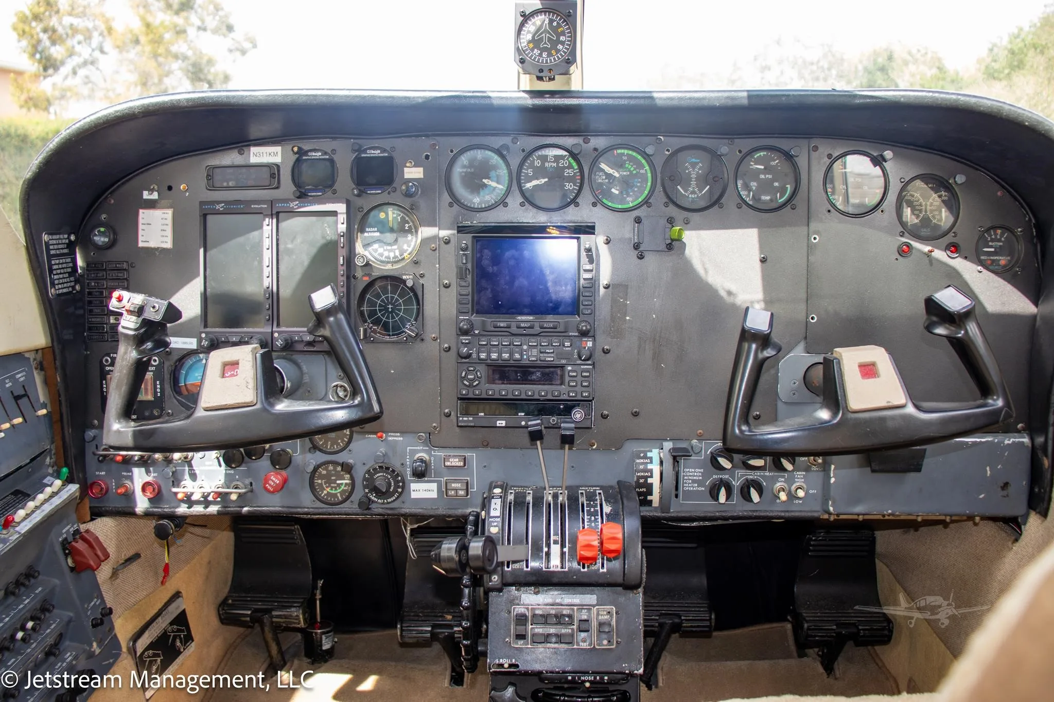 Cockpit and instrument panel of a 1979 CESSNA 340A.