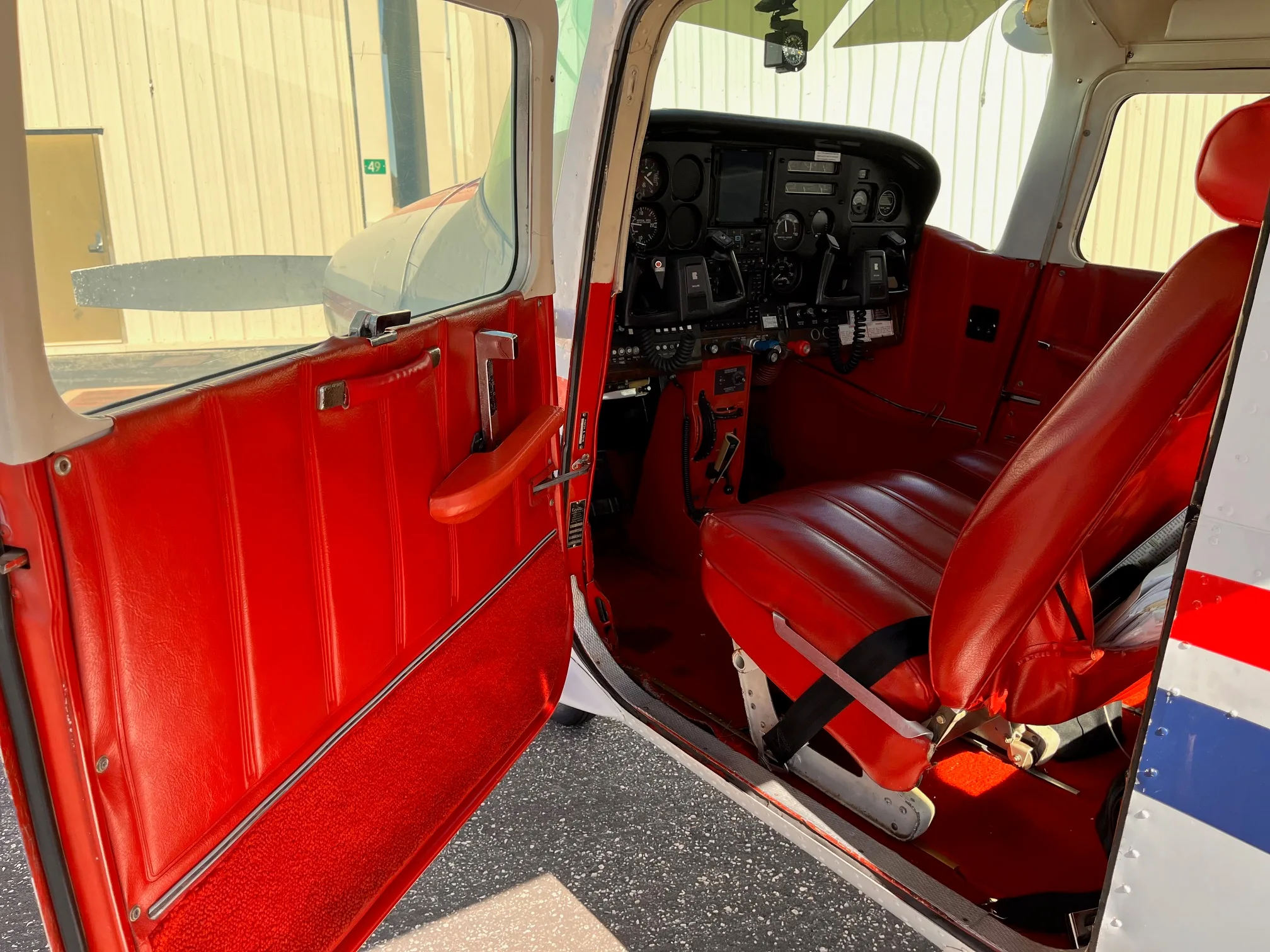 Cabin interior of a 1978 Cessna 182Q Skylane - $165,000 - N5868M (Very local to Placerville).