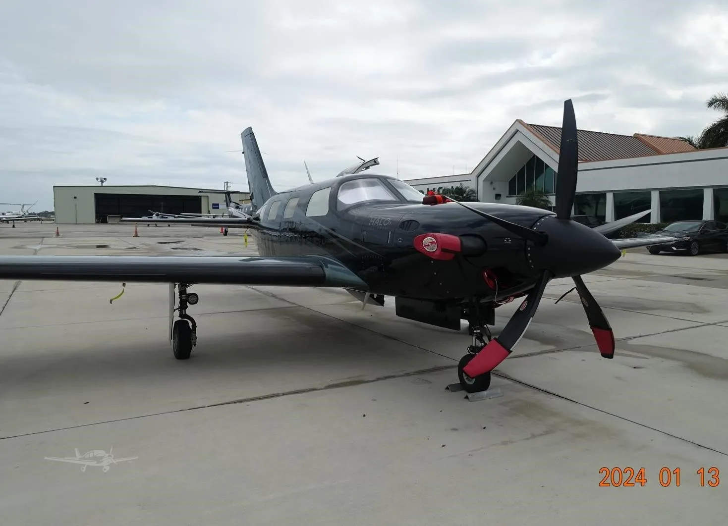 Exterior view of a 2024 PIPER M600 SLS, N706MA.