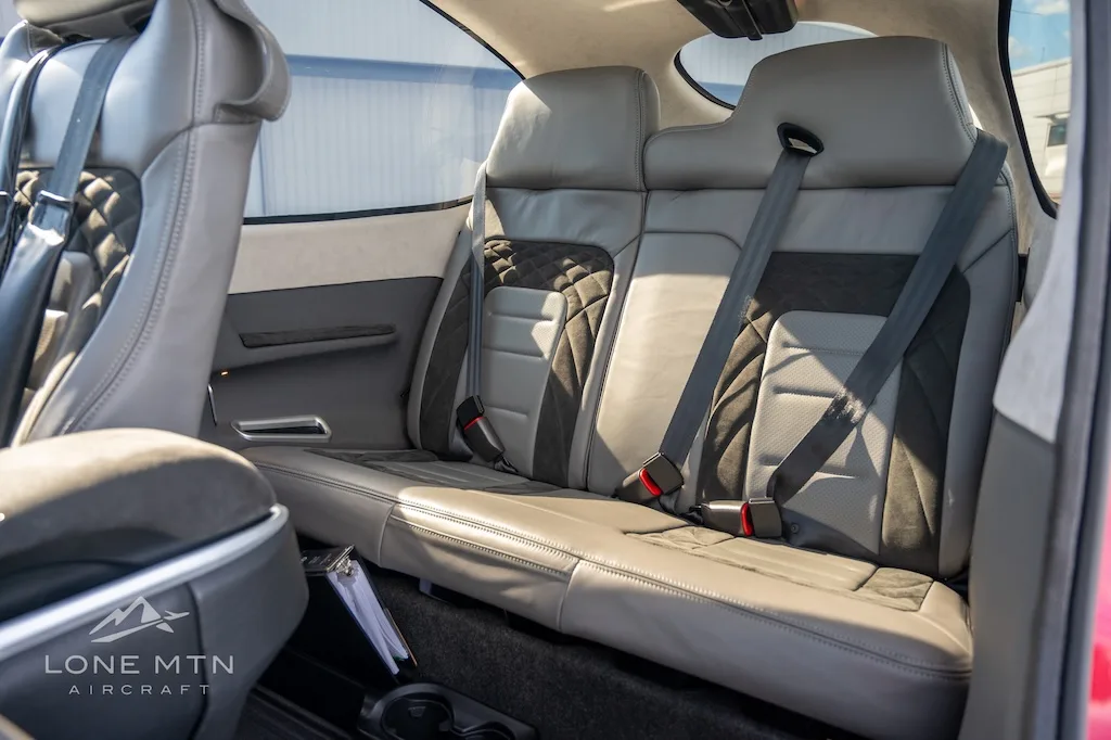 Cabin interior of a 2024 Cirrus SR20 G7.