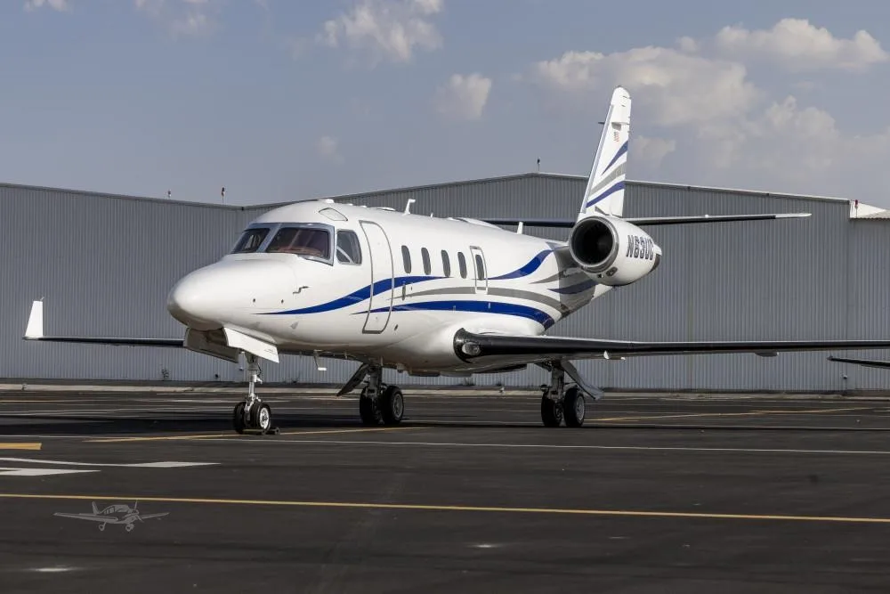 Exterior view of a 2001 ASTRA/GULFSTREAM ASTRA SPX, N63UC.