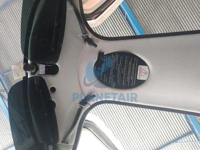 Cabin interior of a 2006 Cirrus SR22 G2 GTS.