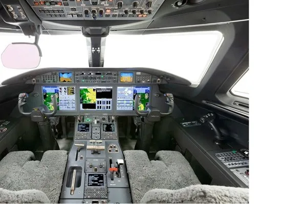 Cockpit and instrument panel of a 2017 Gulfstream G280.