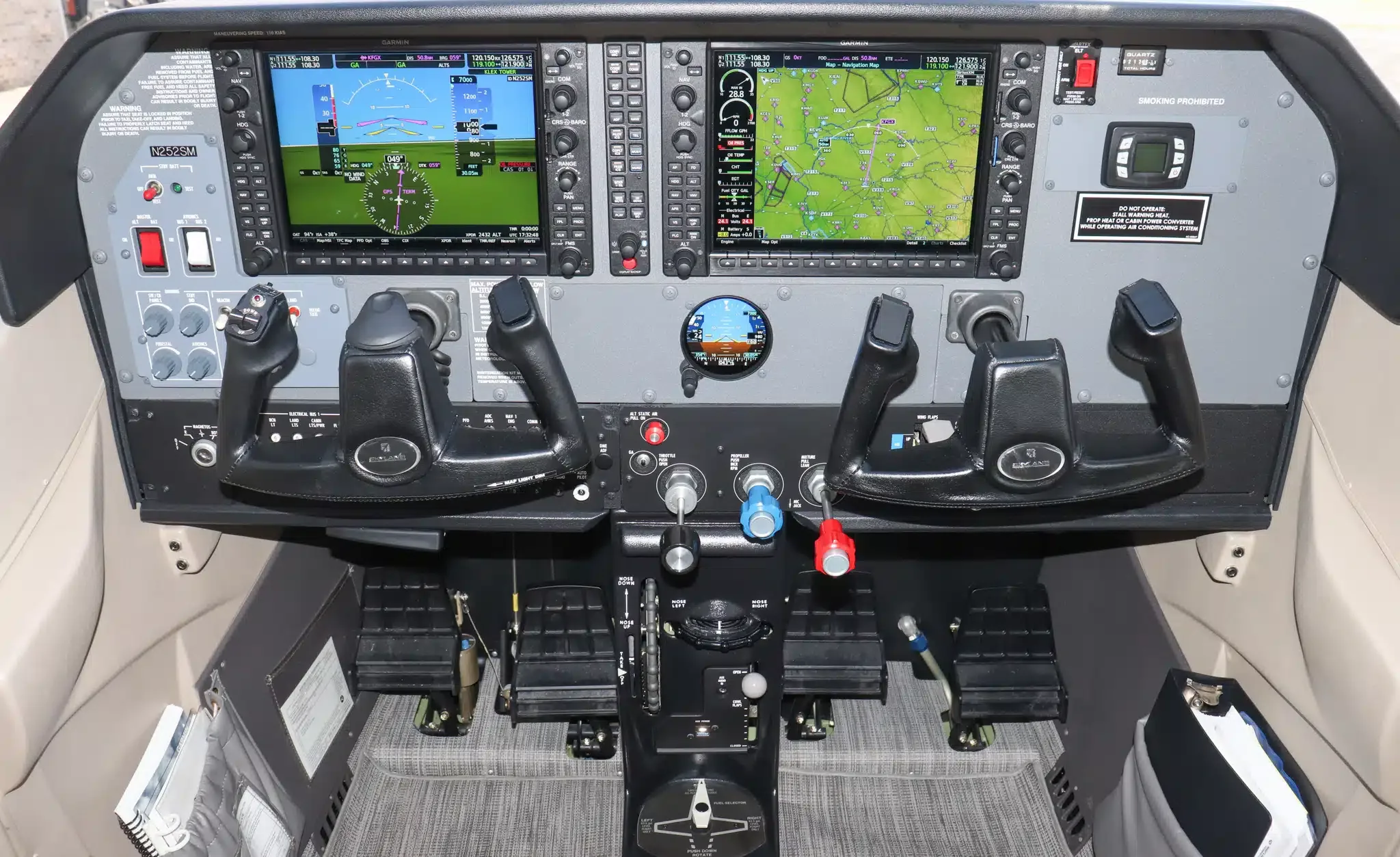 Cockpit and instrument panel of a 2023 Cessna 182T Skylane.